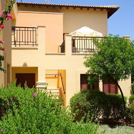Theseus Village Ce13 *
